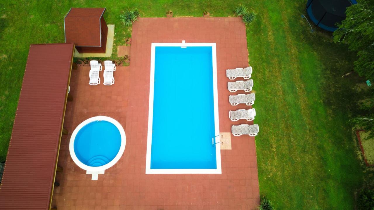 Tennis Guesthouse Ordacsehi Ngoại thất bức ảnh